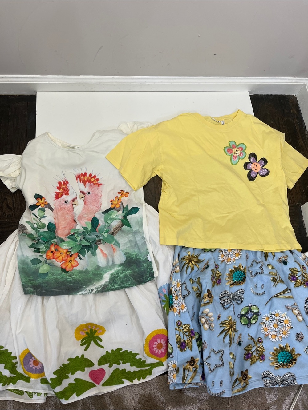 MOLO mix and match T shirts and skirts